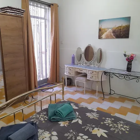 Cosy Family Flat Near The Sea شقة